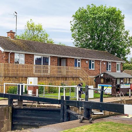 Avon Lock Cottage - Uk34125 Тюксбъри Екстериор снимка